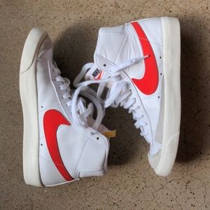 Nike Blazer Mid ‘77 Habanero Red Women’s Shoes